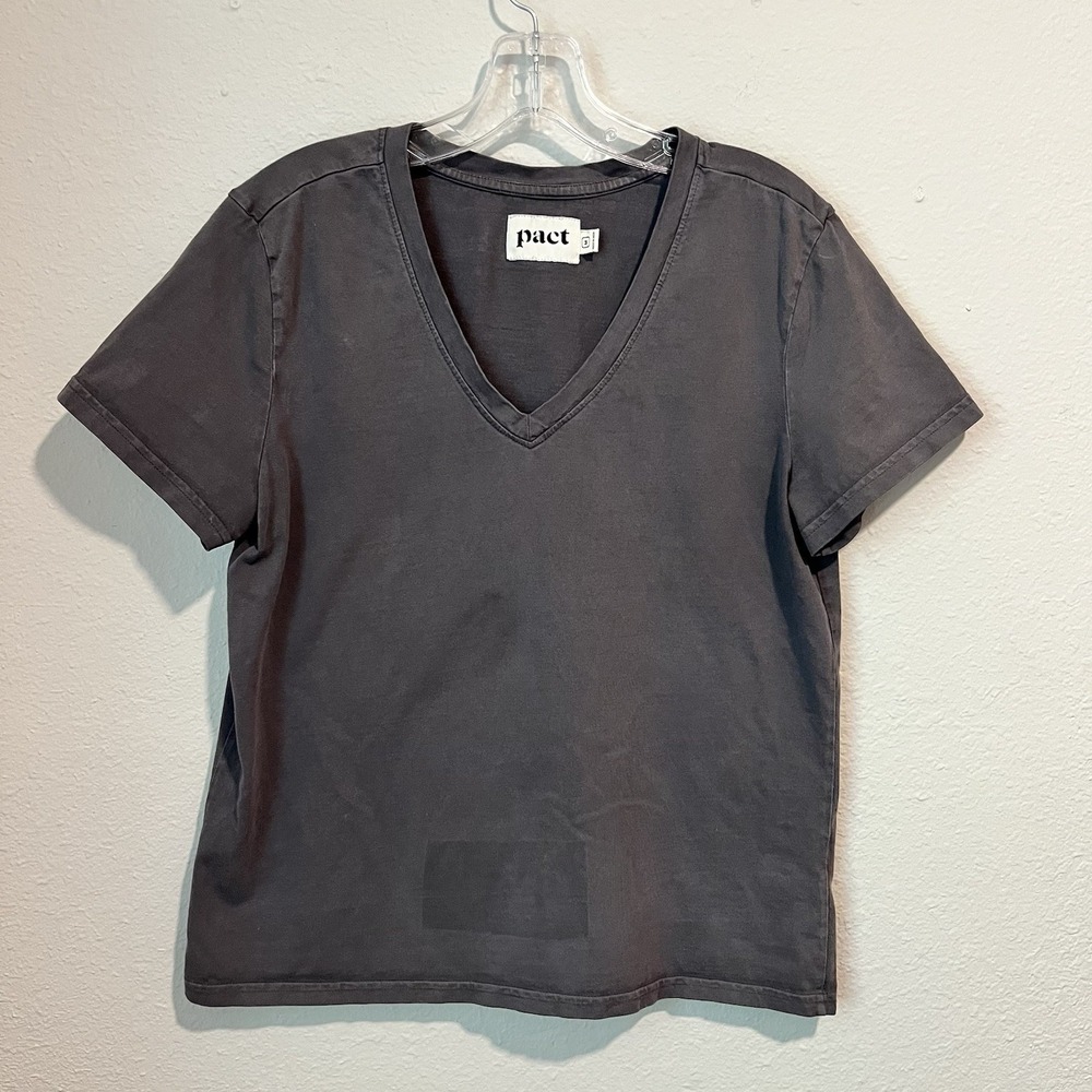 PACT Women's T-Shirt Size Medium 100% Organic Cotton Relaxed V-Neck Gray Flaw